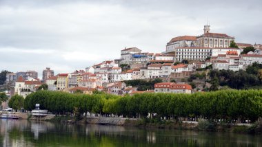 bir görünümü şehrinin coimbra, Portekiz