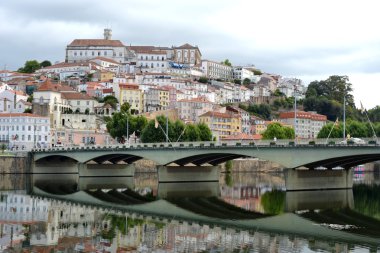 bir görünümü şehrinin coimbra, Portekiz