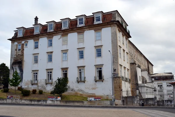 Gammelt hospital på Coimbra Universitet - Stock-foto