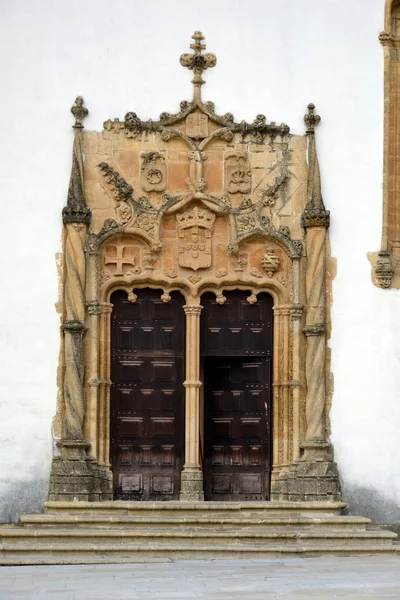The portal of St . Michael Chapel, University of Coimbra — Stock Photo, Image