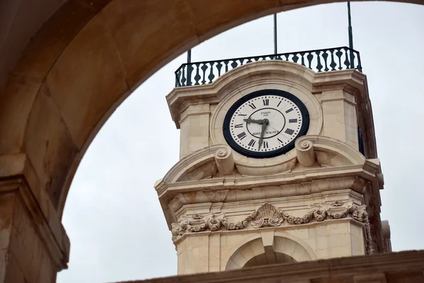 コインブラ大学の時計塔 — ストック写真