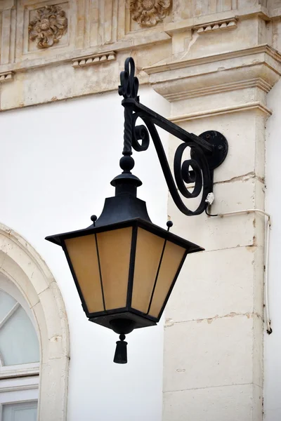 Lámpara del Laboratorio Químico de la Universidad de Coimbra — Foto de Stock
