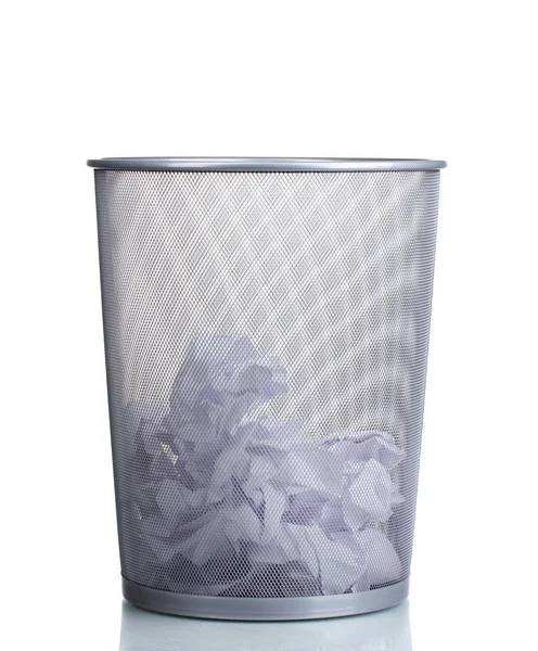 Cubo de basura de metal de papel aislado en blanco — Foto de Stock