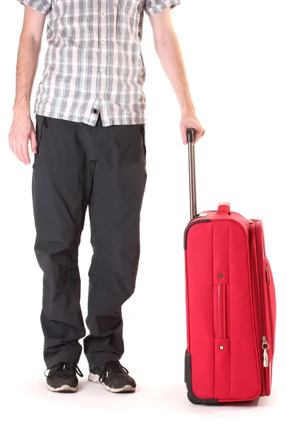 男性、白で隔離されると赤いスーツケース — ストック写真