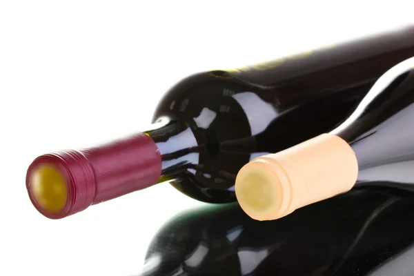 白で隔離される偉大なワインのボトル — ストック写真
