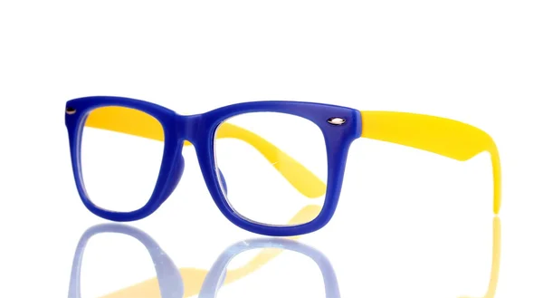 Bellissimi occhiali di colore isolati su bianco — Foto Stock