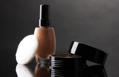 ? osmetics siyah izole