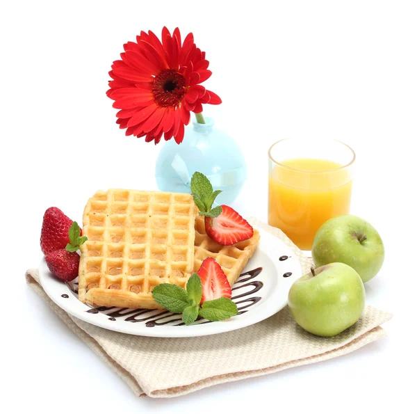 Leichtes Frühstück isoliert auf weiß — Stockfoto