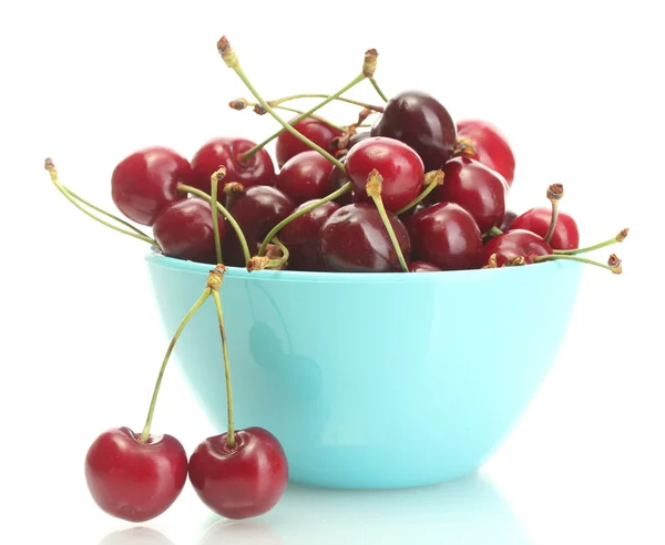 Ripe cherry berries in bowl isolated on white — Stock Photo, Image