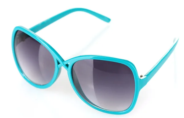 Modne damskie niebieskie okulary na białym tle — Zdjęcie stockowe