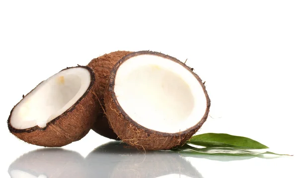 신선한 코코넛 흰색 절연 — 스톡 사진