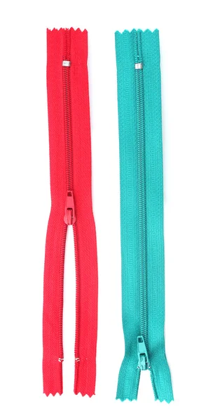 Dois zíper vermelho e verde isolado no branco — Fotografia de Stock