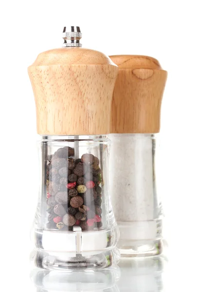 Salt och peppar mal isolerad på vit — Stockfoto
