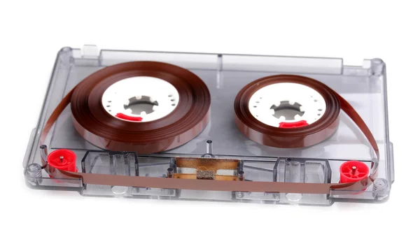 Cassetta audio con etichetta a colori isolata su bianco — Foto Stock