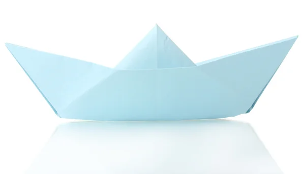 Корабль Оригами из голубой бумаги, изолированной на белом — стоковое фото