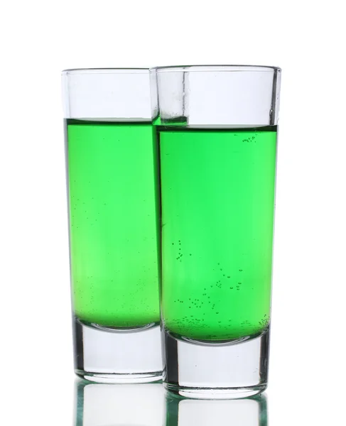 Dois copos de absinto isolado em branco — Fotografia de Stock