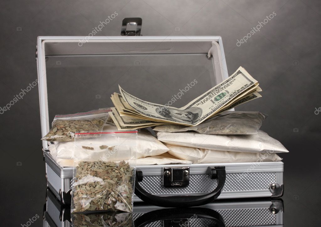 чемодан с марихуаной