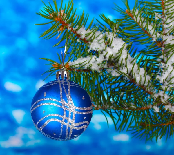 ブルー ツリー クリスマス ボール — ストック写真