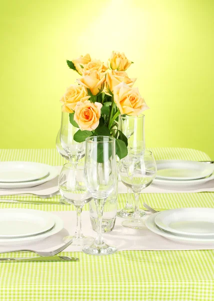 Elegante tavola di festa — Foto Stock