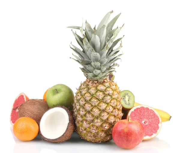 Tropiska frukter isolerade på vitt — Stockfoto