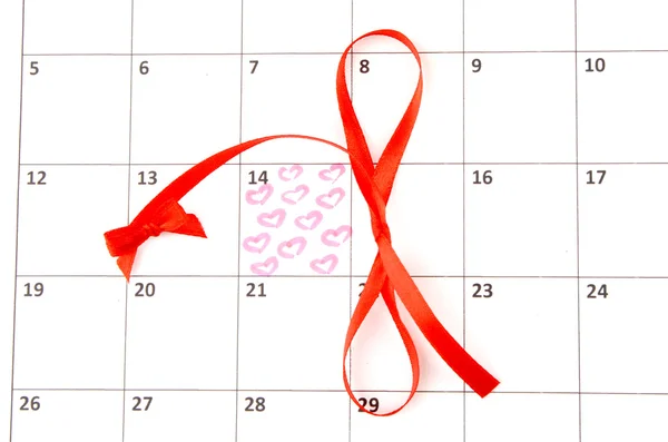 Stránka Kalendář s srdce a luky st.valentines den — Stock fotografie