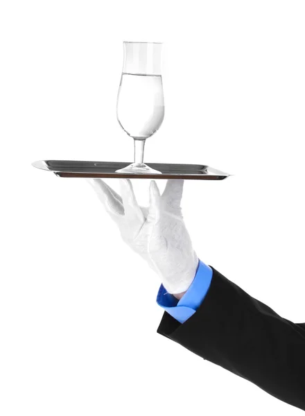 Офіціант зі склянкою води на срібному підносі ізольовані на білому — стокове фото
