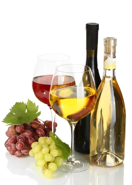 Bottles and glasses of wine and ripe grapes isolated on white — Stock Photo, Image