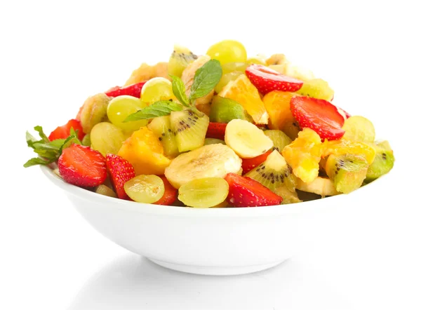 Tazón con ensalada de frutas frescas aislado en blanco — Foto de Stock