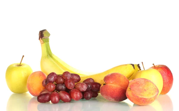 Frutti maturi isolati su bianco — Foto Stock