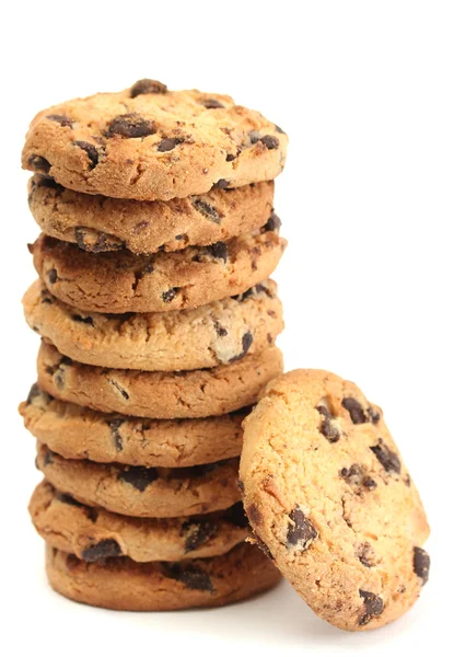 Chocolade chips cookies geïsoleerd op wit — Stockfoto