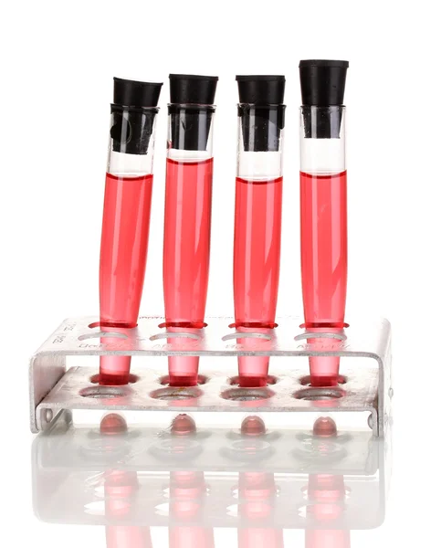 Tubos de ensaio com líquido vermelho isolado sobre branco — Fotografia de Stock