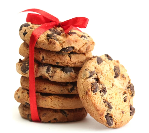 Chocolate chips cookies with red ribbon isolated on white — Stock Photo, Image