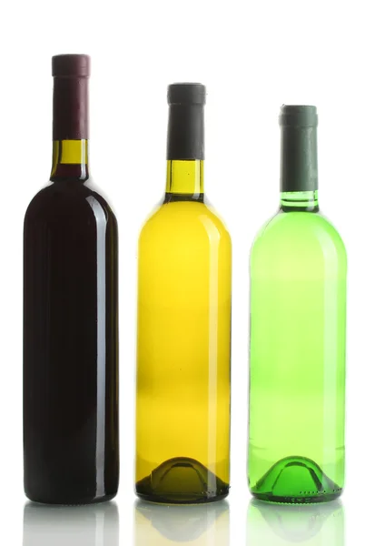 Flaskor vin isolerad på vit — Stockfoto