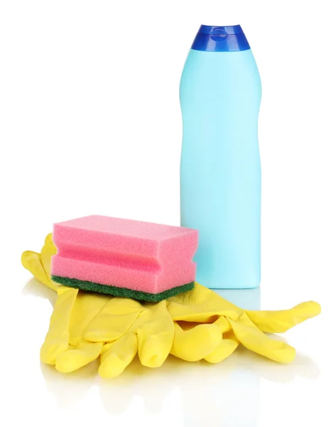 Жидкость для мытья посуды с перчатками и губкой, изолированная на белом — стоковое фото