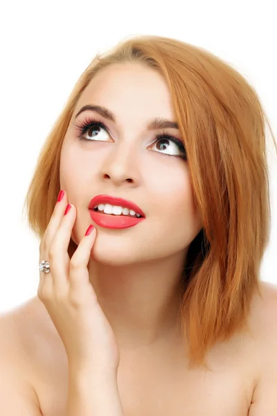 Portret seksowny młoda kobieta z seksowny makijaż i czerwony do manicure — Zdjęcie stockowe