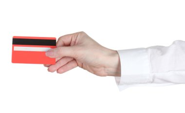 kredi kartı üzerinde beyaz izole kadın eliyle