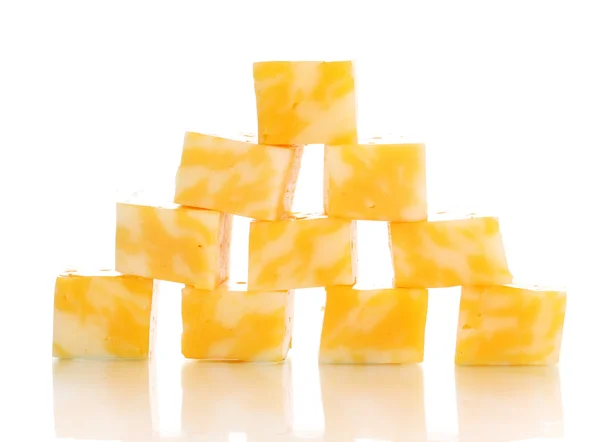 Pirâmide de queijo isolada sobre branco — Fotografia de Stock