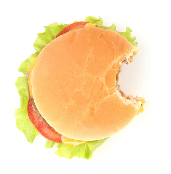 Кусаний чізбургер ізольований на білому — стокове фото