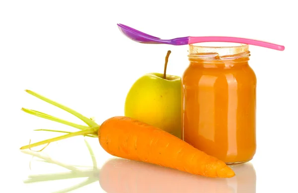 Jar 与水果和蔬菜婴儿食品和孤立在白色的汤匙 — 图库照片