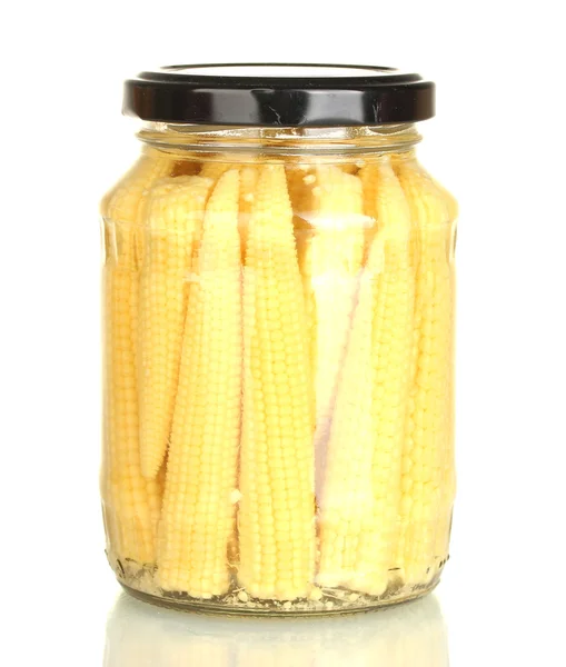 Tarro de maíz enlatado aislado en blanco —  Fotos de Stock