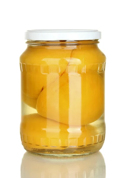 Beyaz izole konserve şeftali kavanoz — Stok fotoğraf