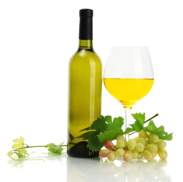 Bottle, glass of wine and ripe grapes isolated on white — Stock Photo, Image