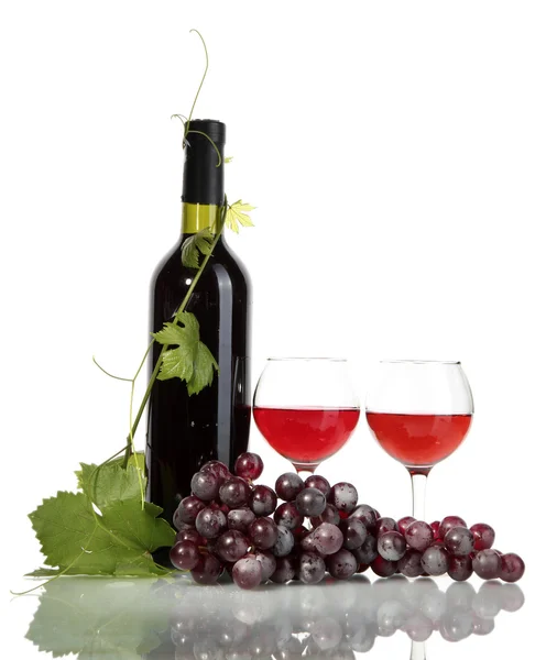 Bottle, glasses of wine and ripe grapes isolated on white — Stock Photo, Image