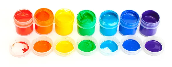Frascos com guache multicolorido isolado no fundo branco — Fotografia de Stock