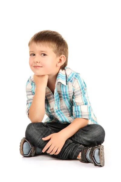 Engraçado menino com fones de ouvido isolado no branco — Fotografia de Stock