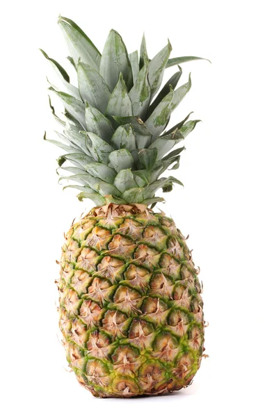 Beyaz üzerine izole edilmiş ananas — Stok fotoğraf