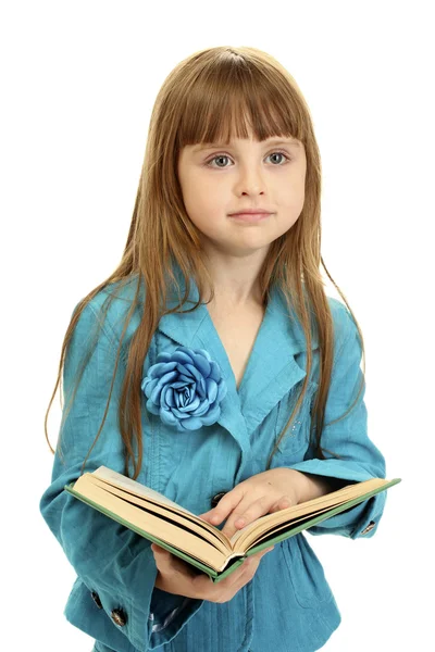 Niedliches kleines Mädchen liest ein Buch isoliert auf weiß — Stockfoto