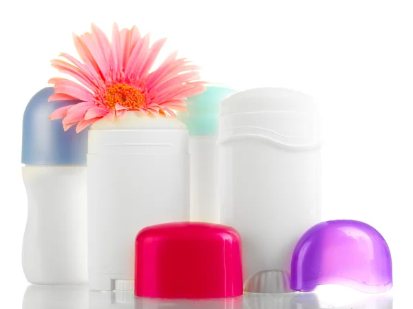 Desodorante y flor aislados en blanco — Foto de Stock
