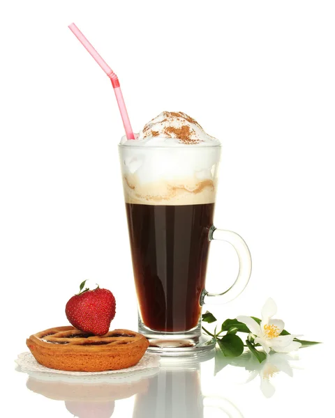 Glass of coffee cocktail with tart on doily, strawberry and flower isolated on white — Stock Photo, Image
