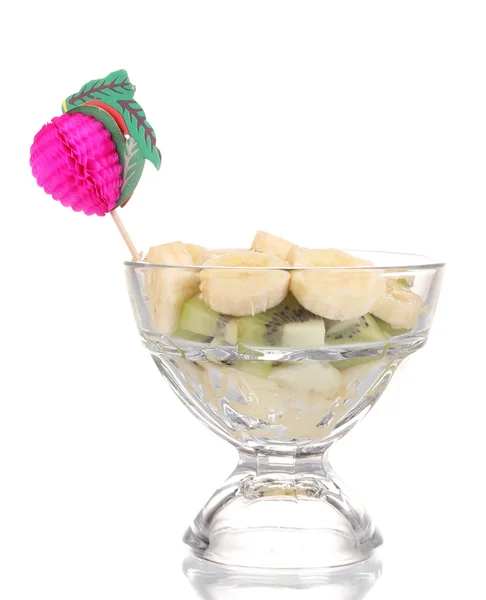 混合的水果和浆果在玻璃上白色隔离 — 图库照片